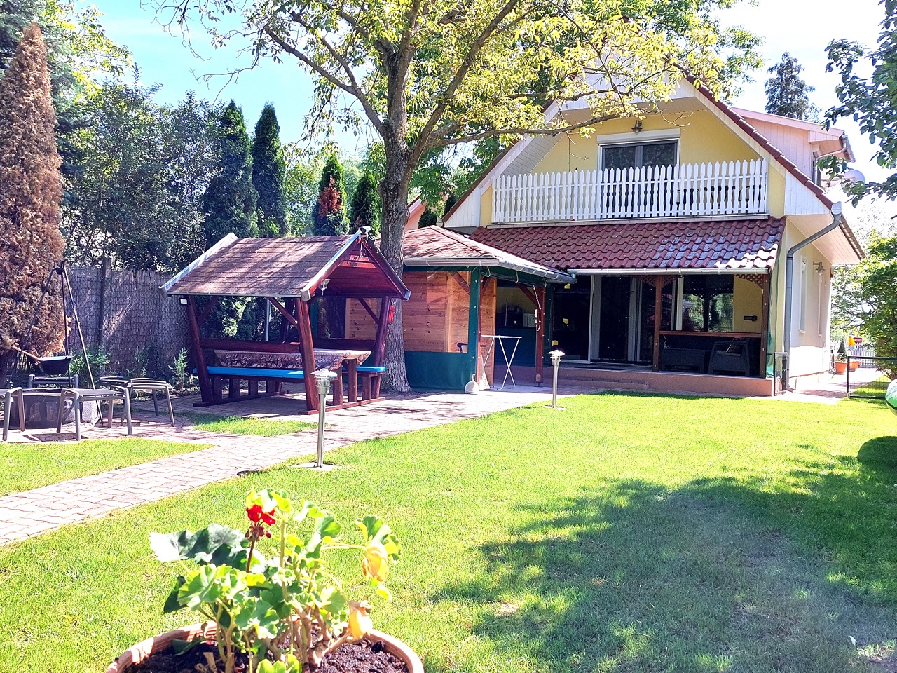 Haus von vorne 2 2025neu